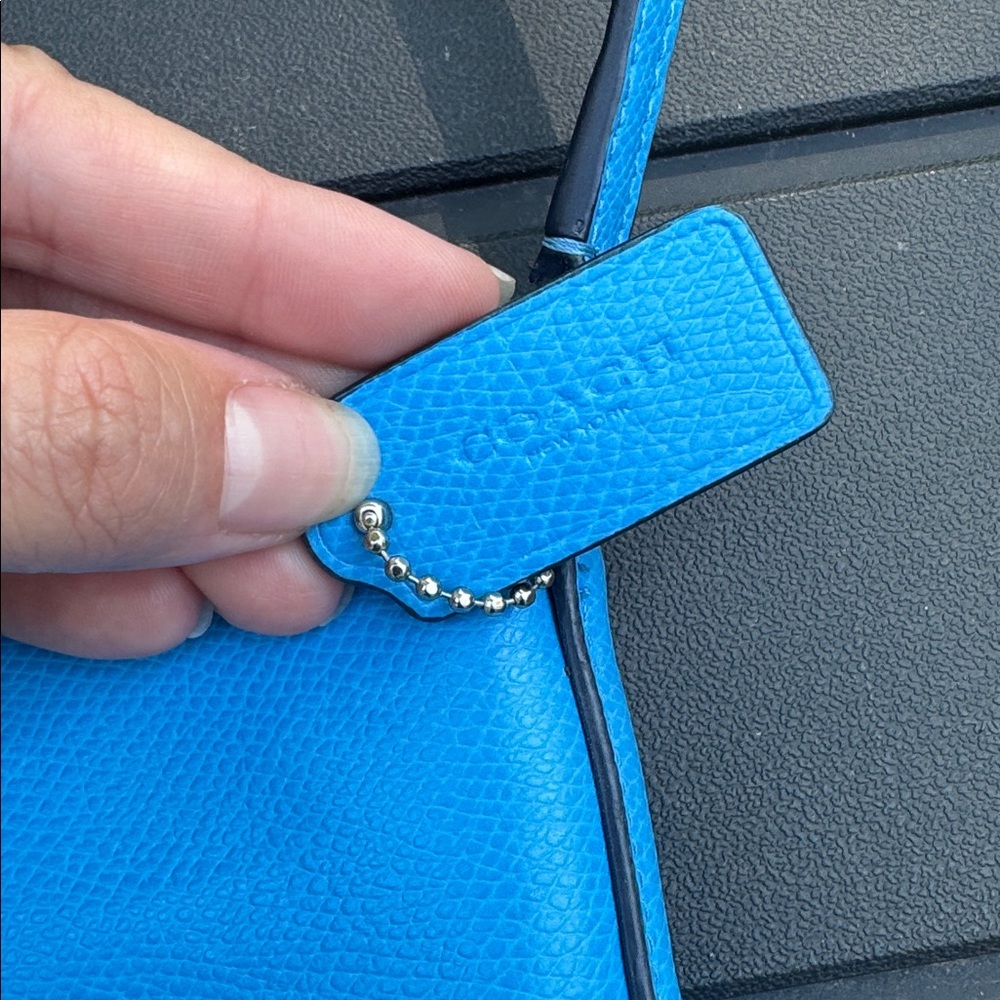 Coach crossbody - Picture 3 of 8
